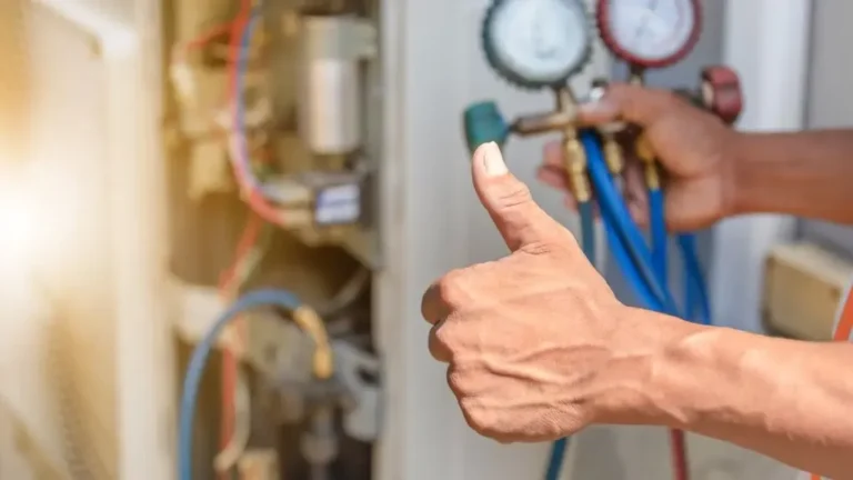افضل شركة صيانة مكيفات مركزية بالرياض مع فزعة 0567547008
